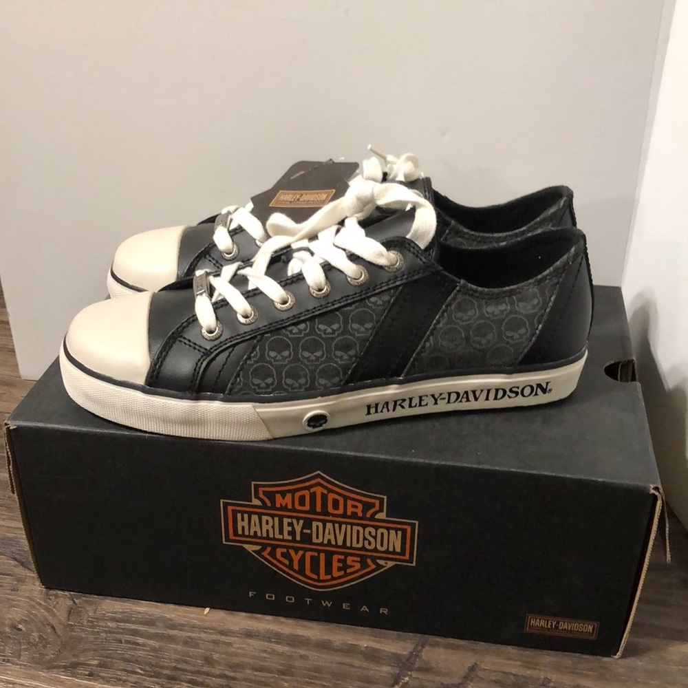 Men’s NIB Harley Davidson Villain Skull Print 80s Style Skater Oxfords Size 10.5